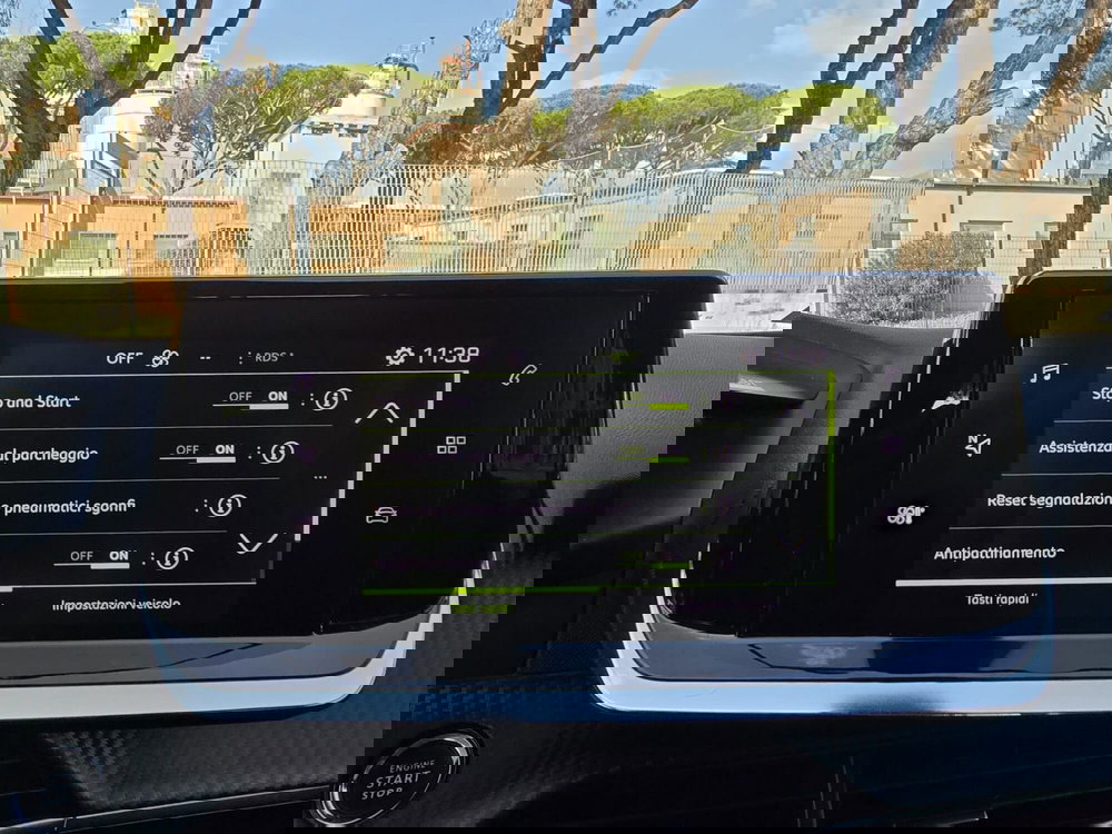 Peugeot 2008 usata a Massa-Carrara (13)