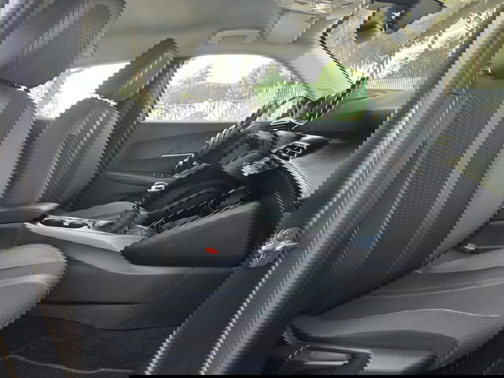 Peugeot 2008 usata a Massa-Carrara (5)