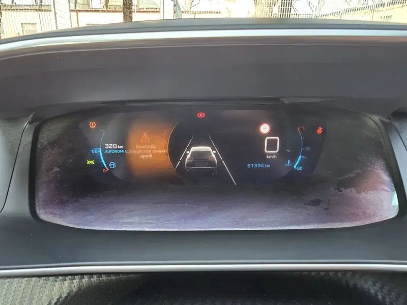 Peugeot 2008 usata a Massa-Carrara (9)