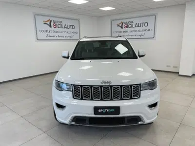 Jeep Grand Cherokee 3.0 V6 CRD 250 CV Multijet II Overland del 2017 usata a Carini