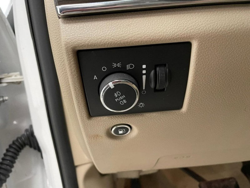 Jeep Grand Cherokee usata a Palermo (2)