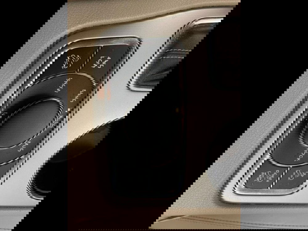 Jeep Grand Cherokee usata a Palermo (9)