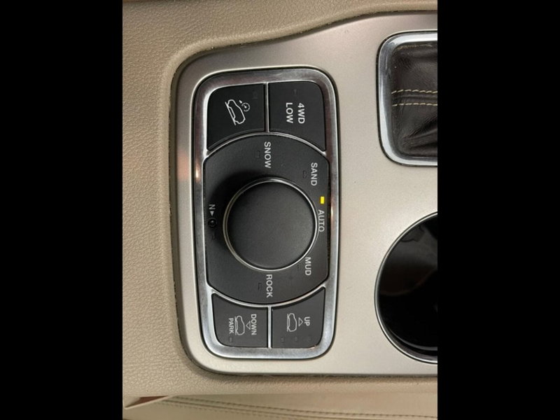 Jeep Grand Cherokee usata a Palermo (9)
