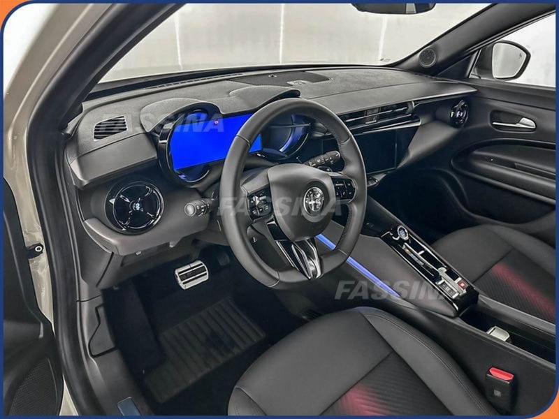 Alfa Romeo Junior nuova a Milano (9)