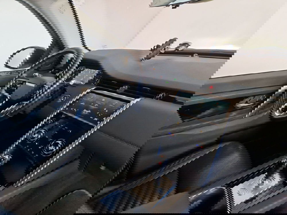 Land Rover Discovery Sport usata a Modena (10)