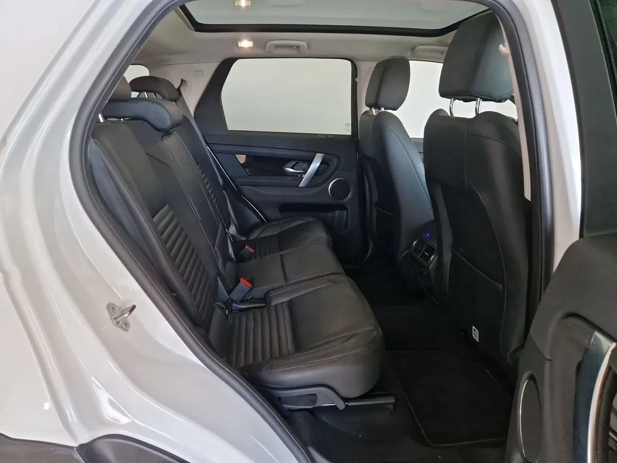 Land Rover Discovery Sport usata a Modena (11)
