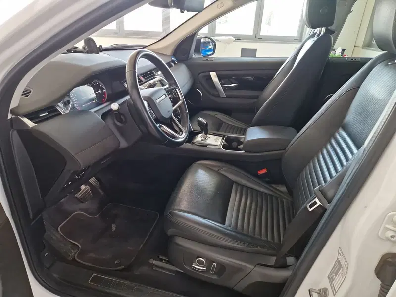 Land Rover Discovery Sport usata a Modena (13)