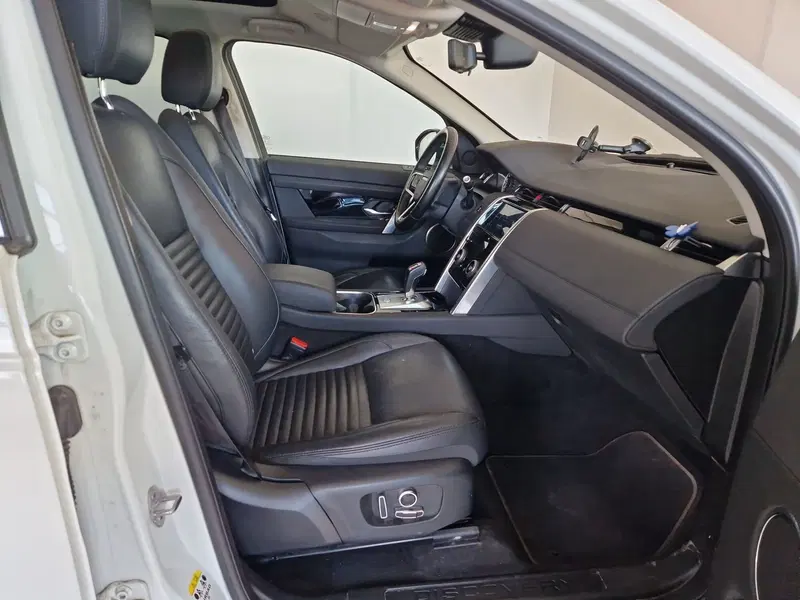 Land Rover Discovery Sport usata a Modena (9)