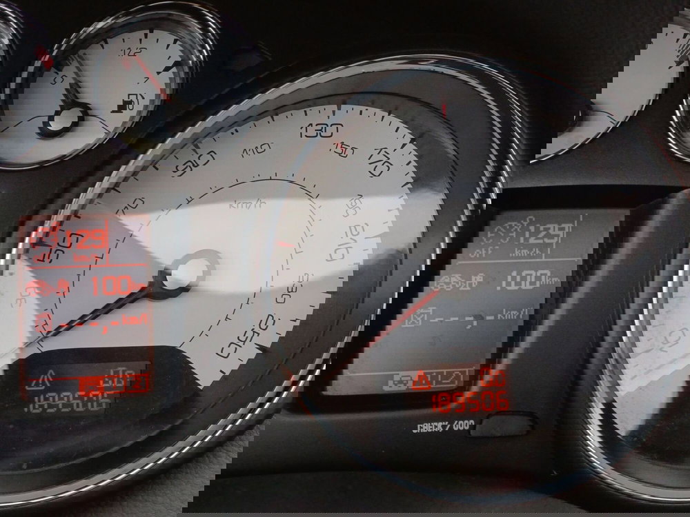 Peugeot 308 Cabrio usata a Modena (10)