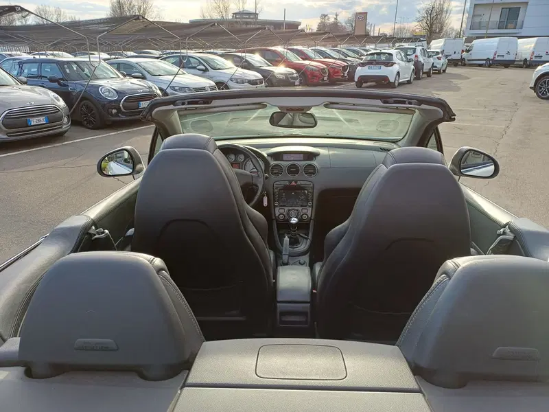 Peugeot 308 Cabrio usata a Modena (12)