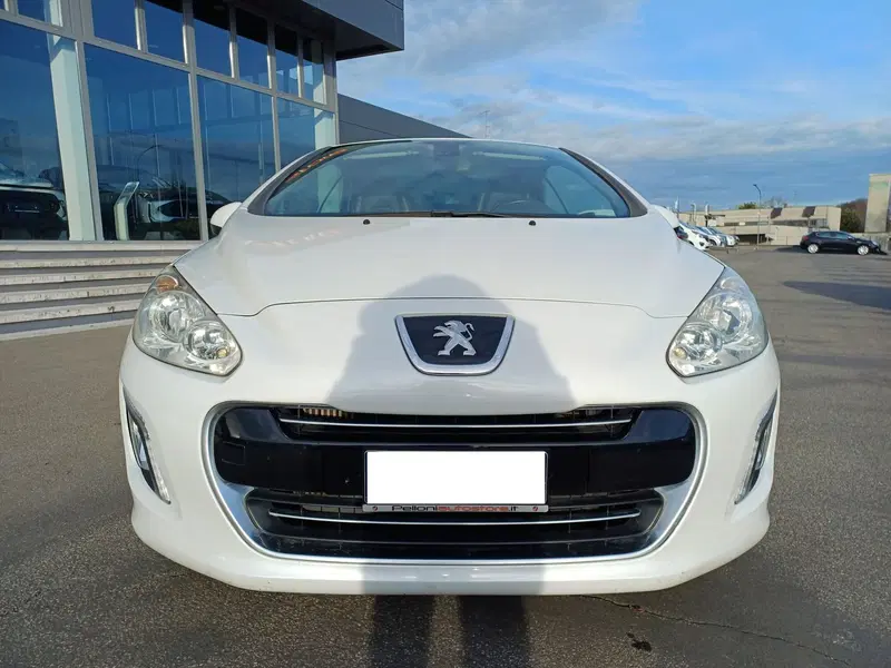 Peugeot 308 Cabrio usata a Modena (4)
