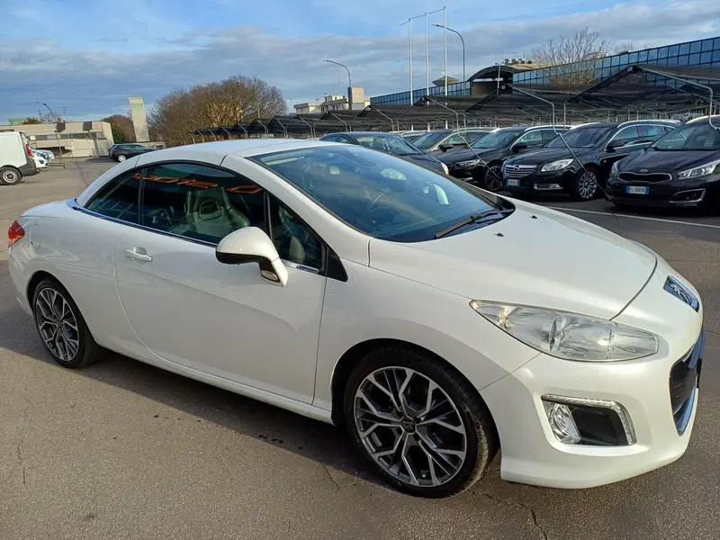 Peugeot 308 Cabrio usata a Modena (5)