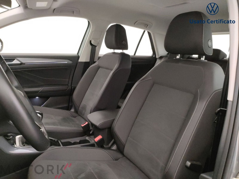 Volkswagen T-Roc usata a Varese (11)