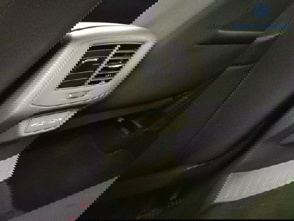 Volkswagen T-Roc usata a Varese (12)