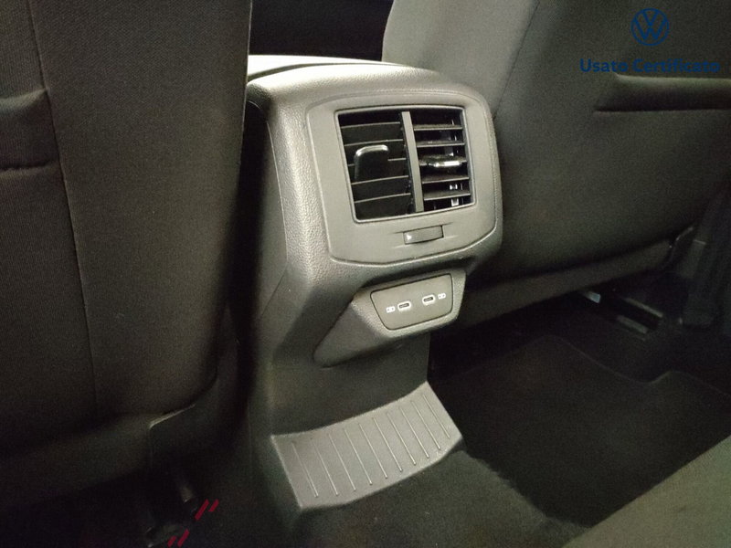 Volkswagen T-Roc usata a Varese (12)