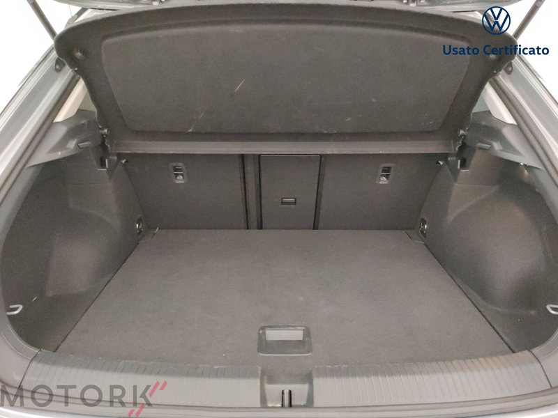 Volkswagen T-Roc usata a Varese (9)