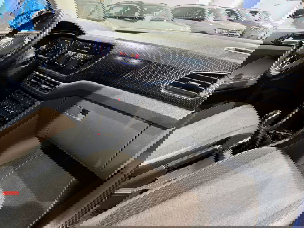 Volkswagen T-Cross usata a Genova (10)