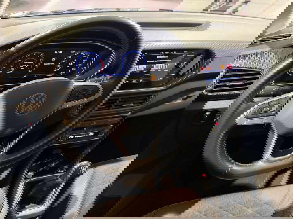 Volkswagen T-Cross usata a Genova (11)