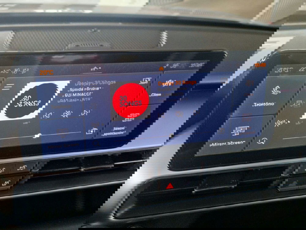 Jeep Avenger nuova a Terni (14)