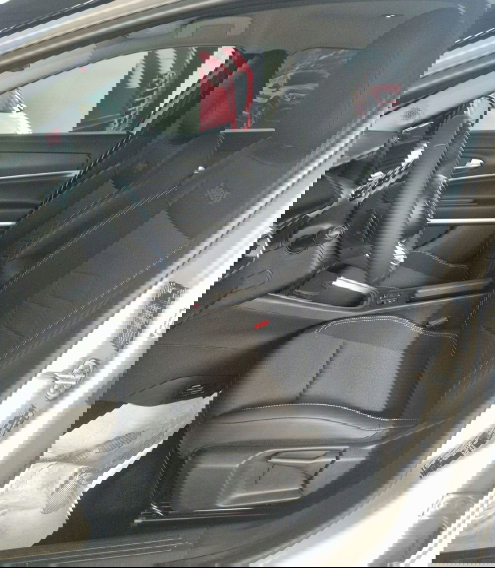 Jeep Avenger nuova a Terni (7)