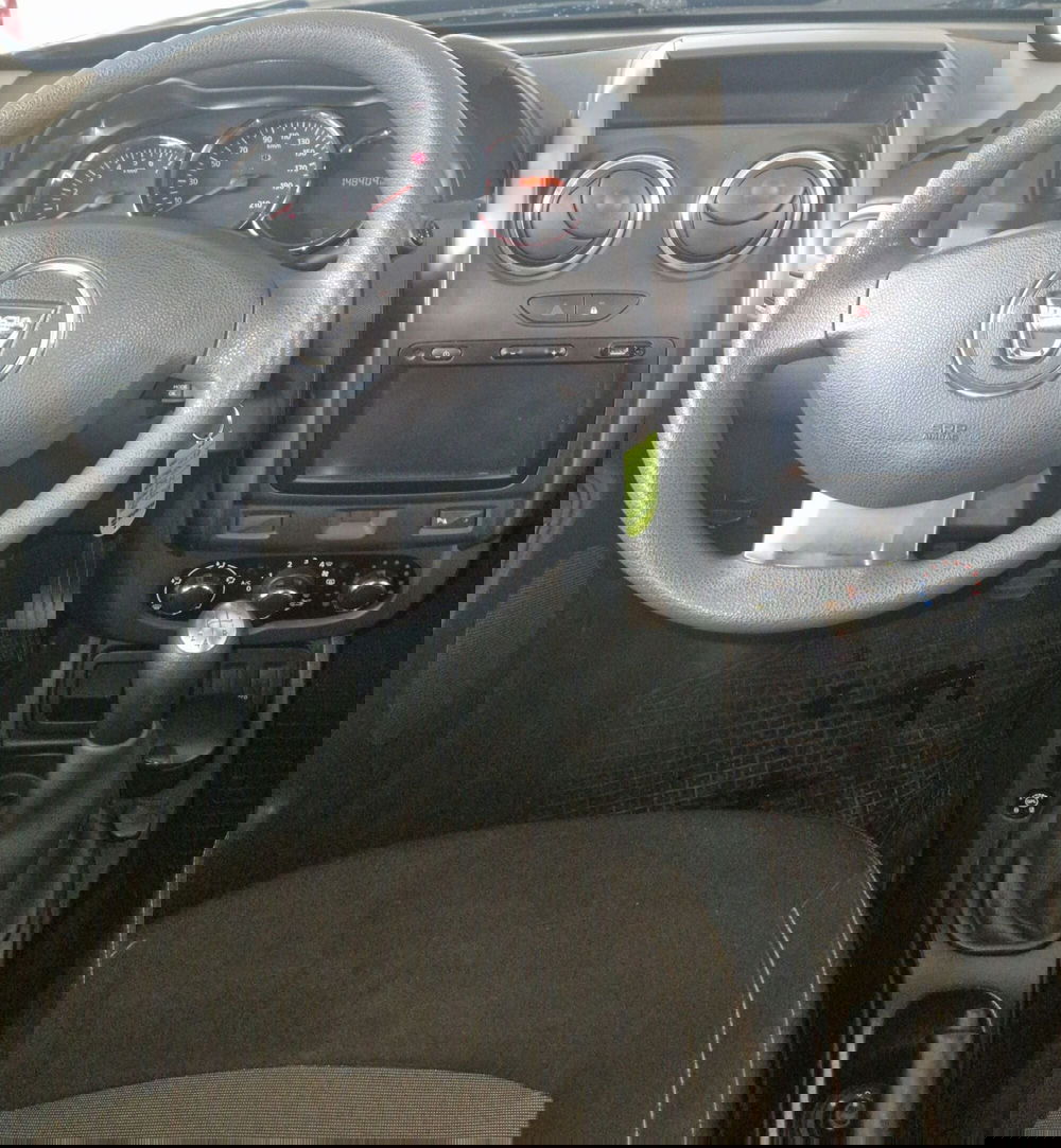 Dacia Duster usata a Terni (11)