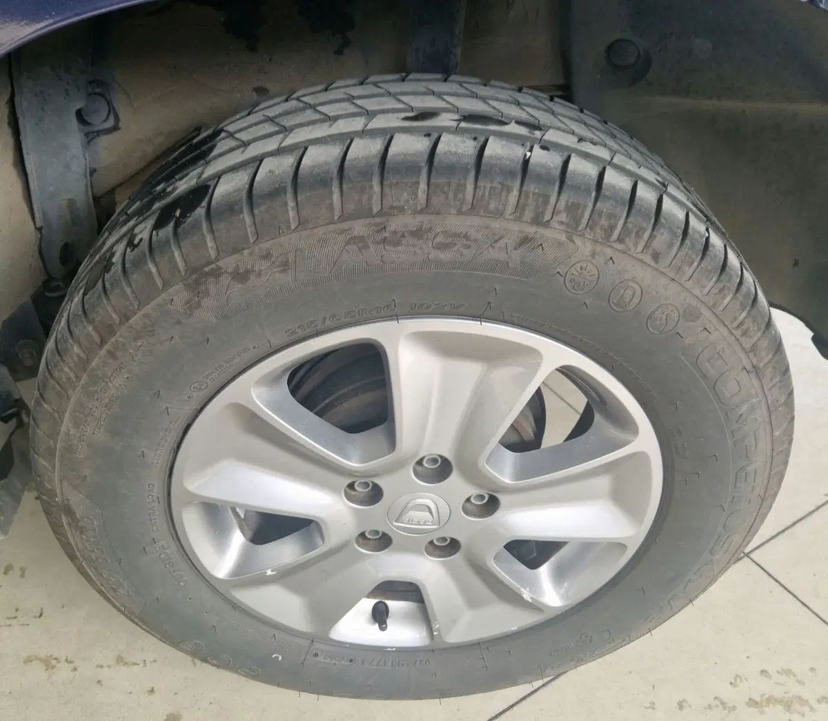 Dacia Duster usata a Terni (15)