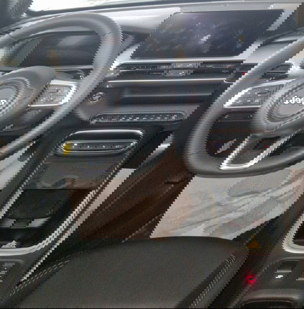 Jeep Avenger usata a Terni (11)