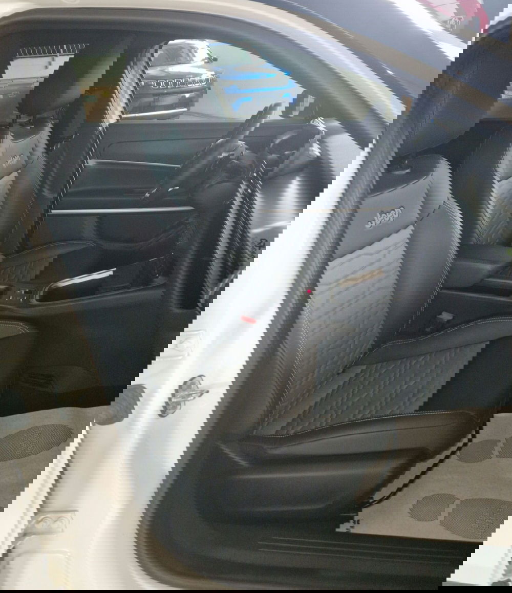 Jeep Avenger usata a Terni (9)