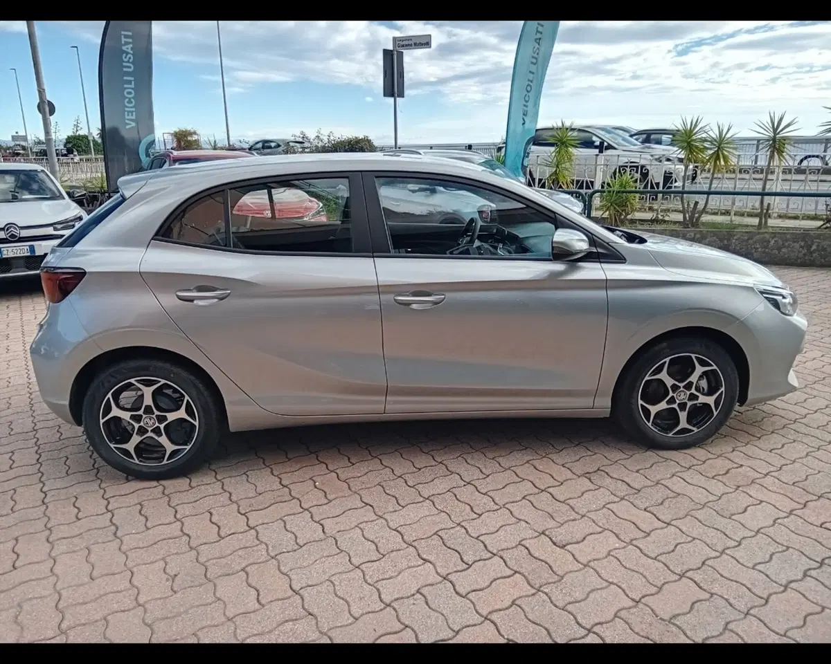 Mg MG3 usata a Imperia (4)