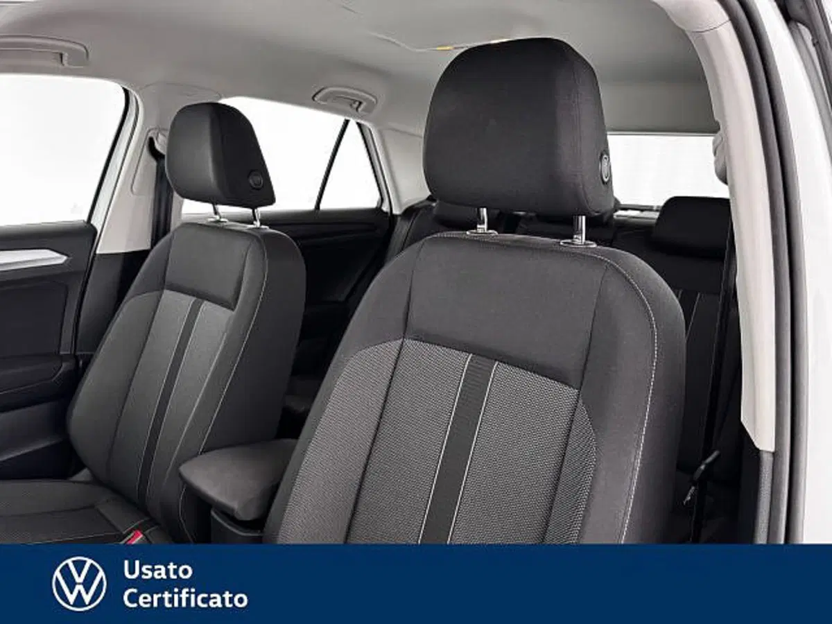 Volkswagen T-Roc usata a Vicenza (8)