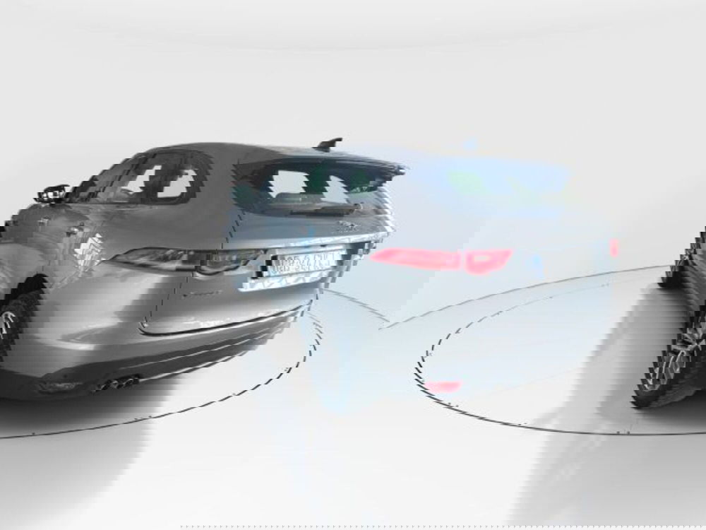 Jaguar F-Pace usata a Modena (3)