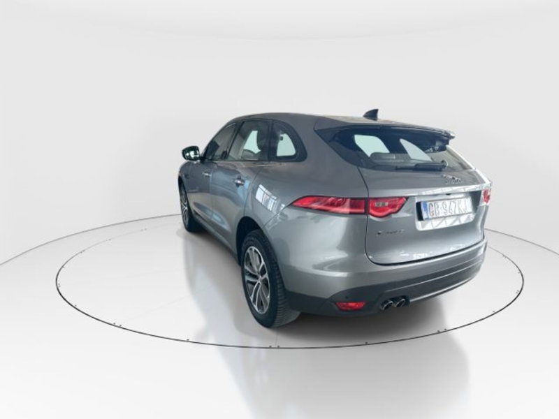 Jaguar F-Pace usata a Modena (3)
