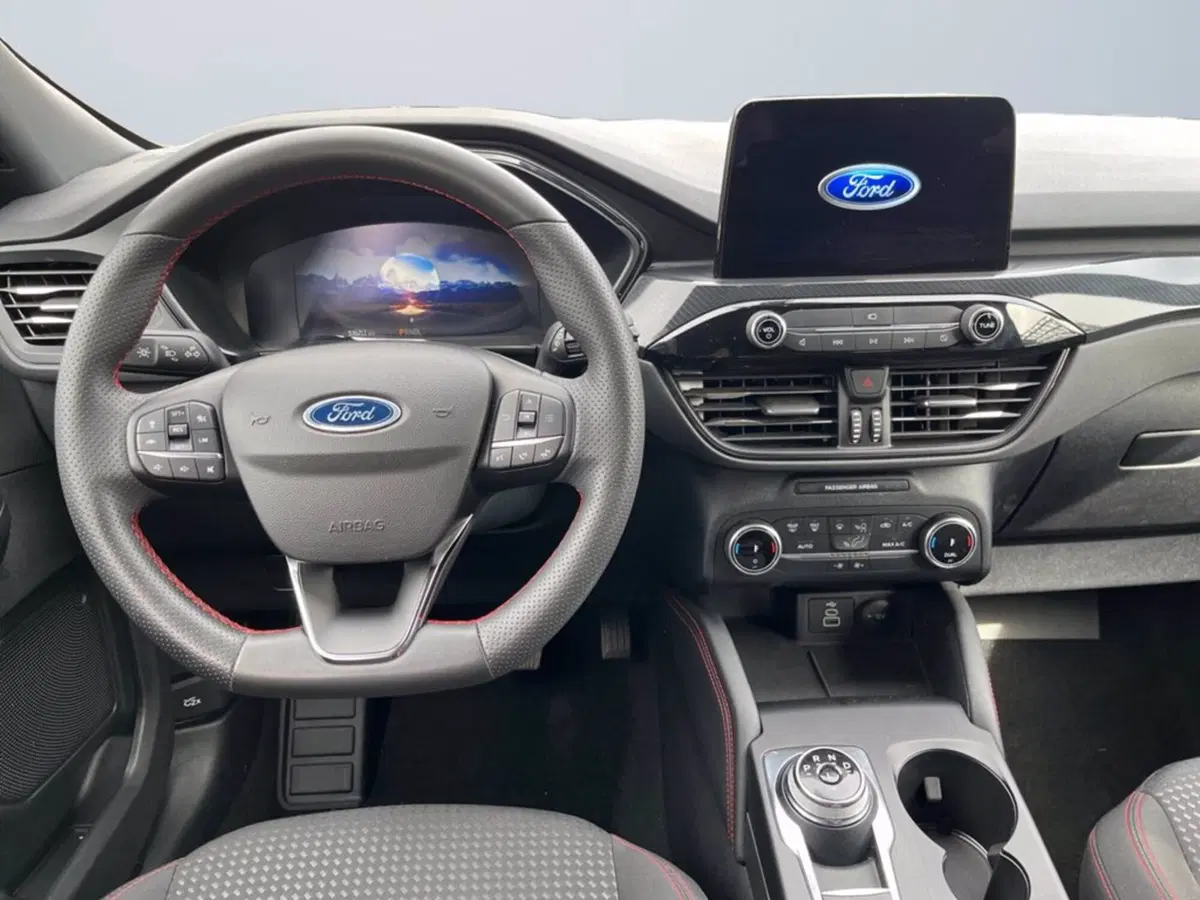 Ford Kuga usata a Milano (11)