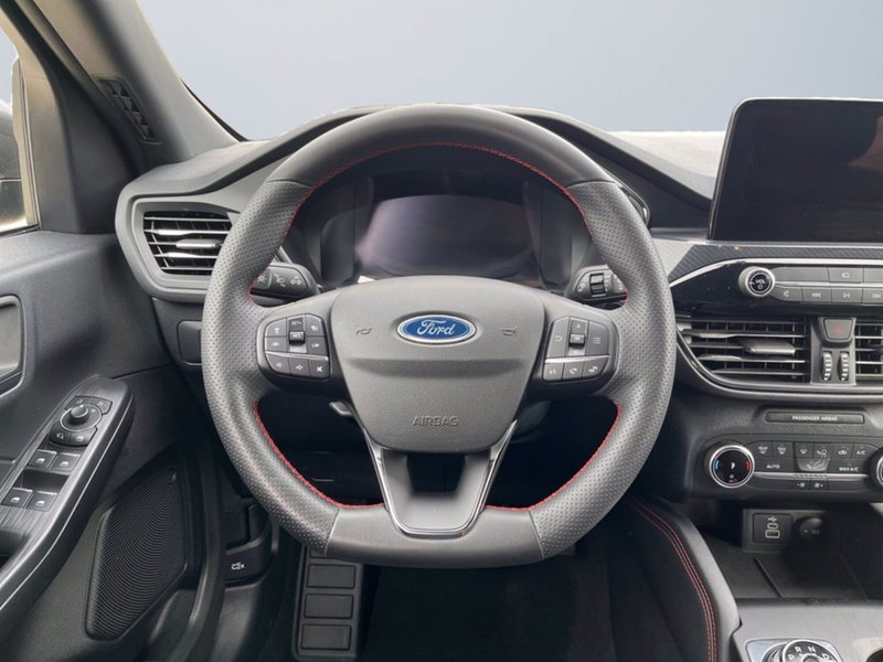 Ford Kuga usata a Milano (13)