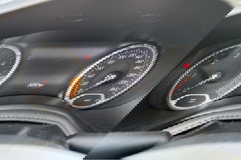 Jeep Renegade usata a Latina (13)