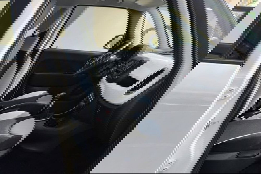 Fiat 500L usata a Latina (8)