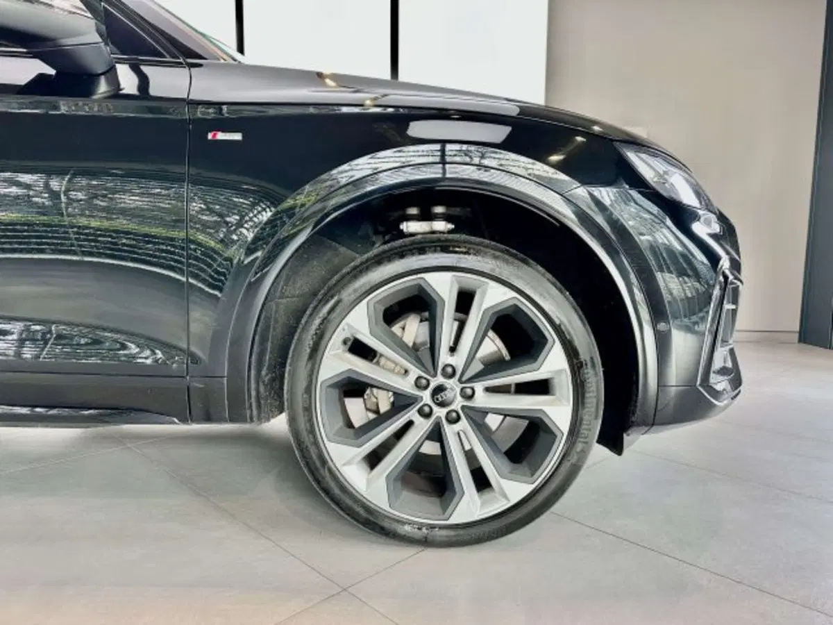 Audi Q5 Sportback usata a Torino (4)