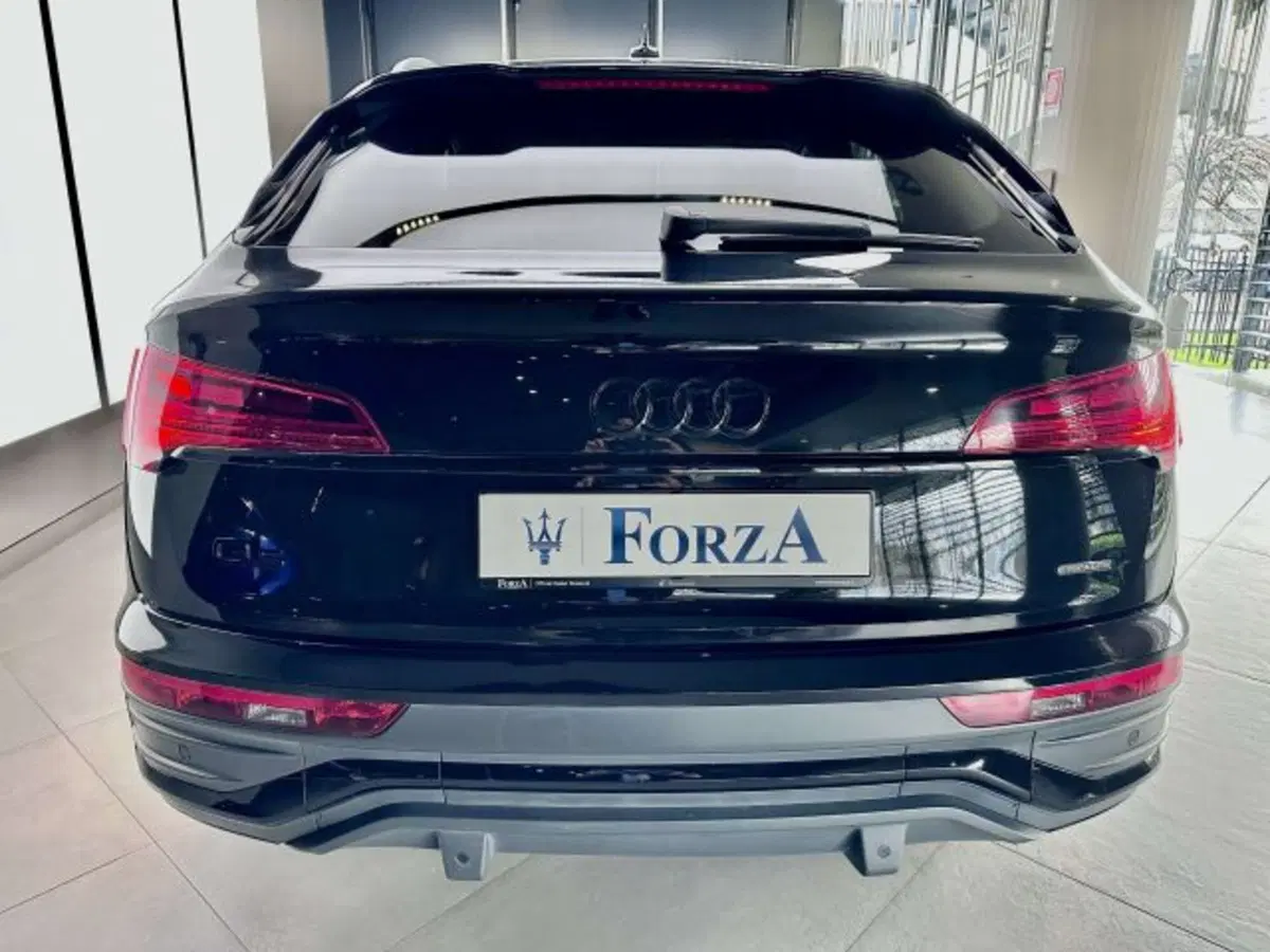 Audi Q5 Sportback usata a Torino (7)