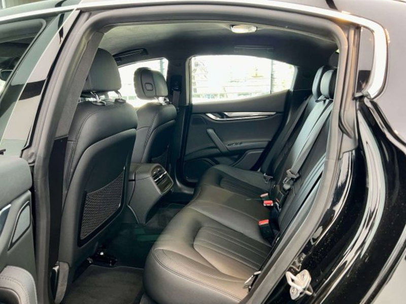 Maserati Ghibli usata a Torino (6)