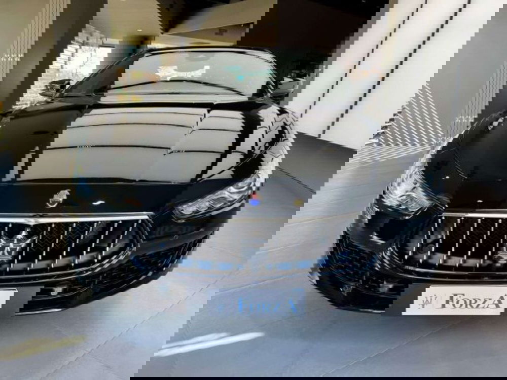 Maserati Ghibli usata a Torino (2)