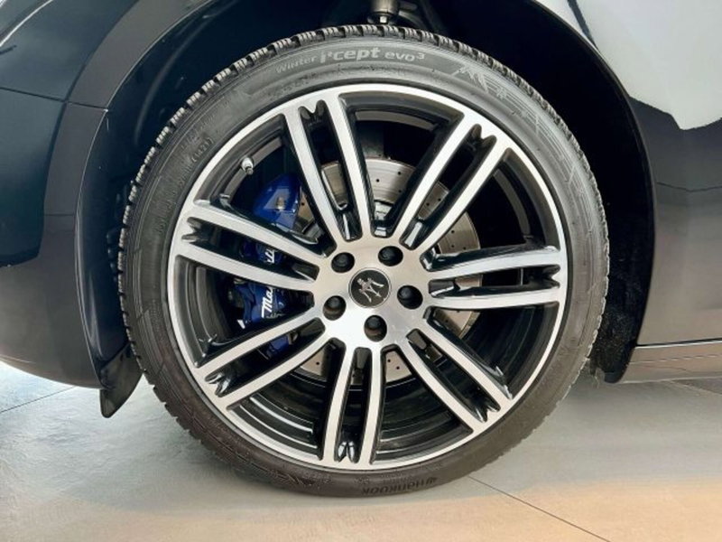 Maserati Ghibli usata a Torino (2)