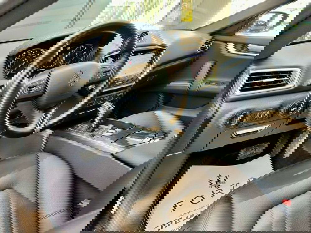 Maserati Ghibli usata a Torino (9)