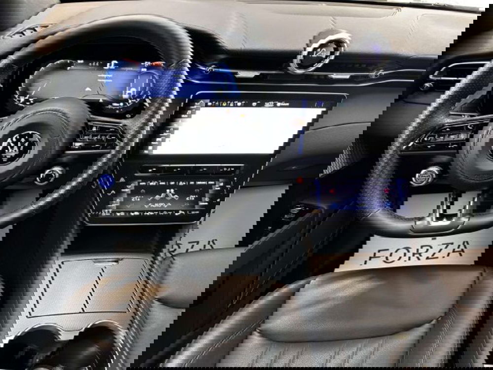 Maserati Grecale usata a Torino (15)