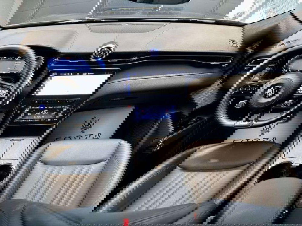 Maserati Grecale usata a Torino (15)