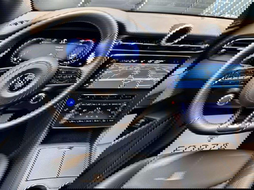 Maserati Grecale usata a Torino (14)