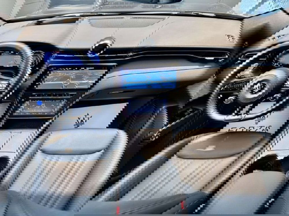 Maserati Grecale usata a Torino (15)