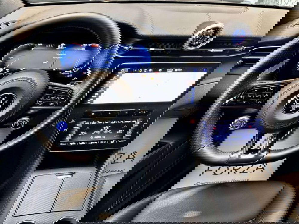 Maserati Grecale usata a Torino (14)