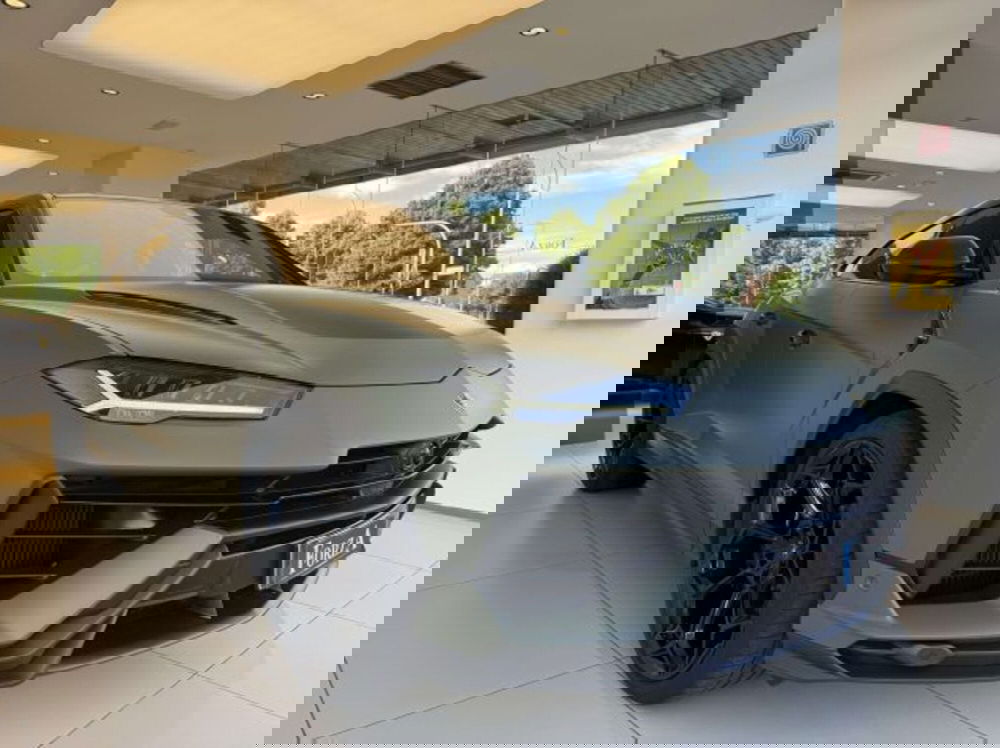 Lamborghini Urus usata a Torino (3)