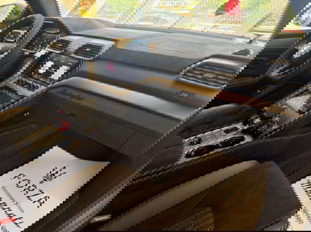 Lamborghini Urus usata a Torino (9)