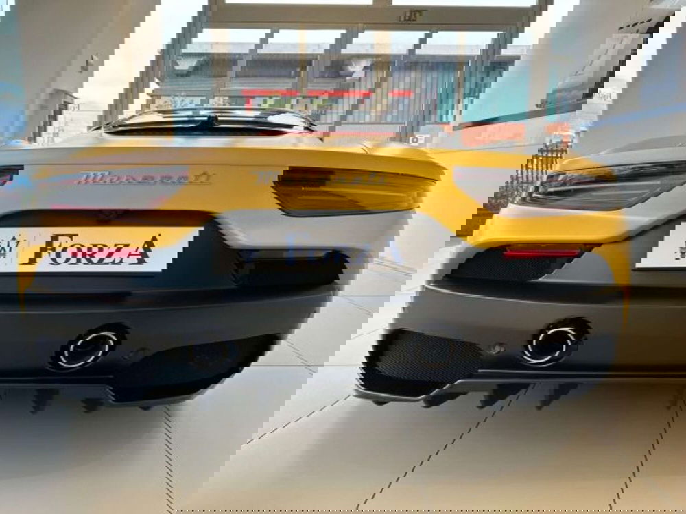 Maserati MC20 usata a Torino (15)